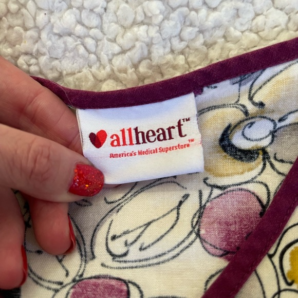 Scrub top - Picture 2 of 2